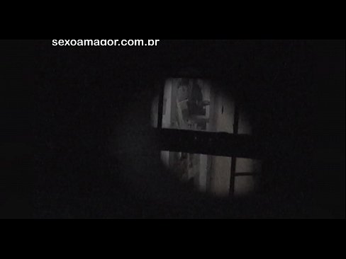 ❤️ Blondie blir hemligt videofilmad av en voyeur från grannskapet gömd bakom ihåliga tegelstenar ❌ Anal porr at sv.porngipfy.ru ﹏